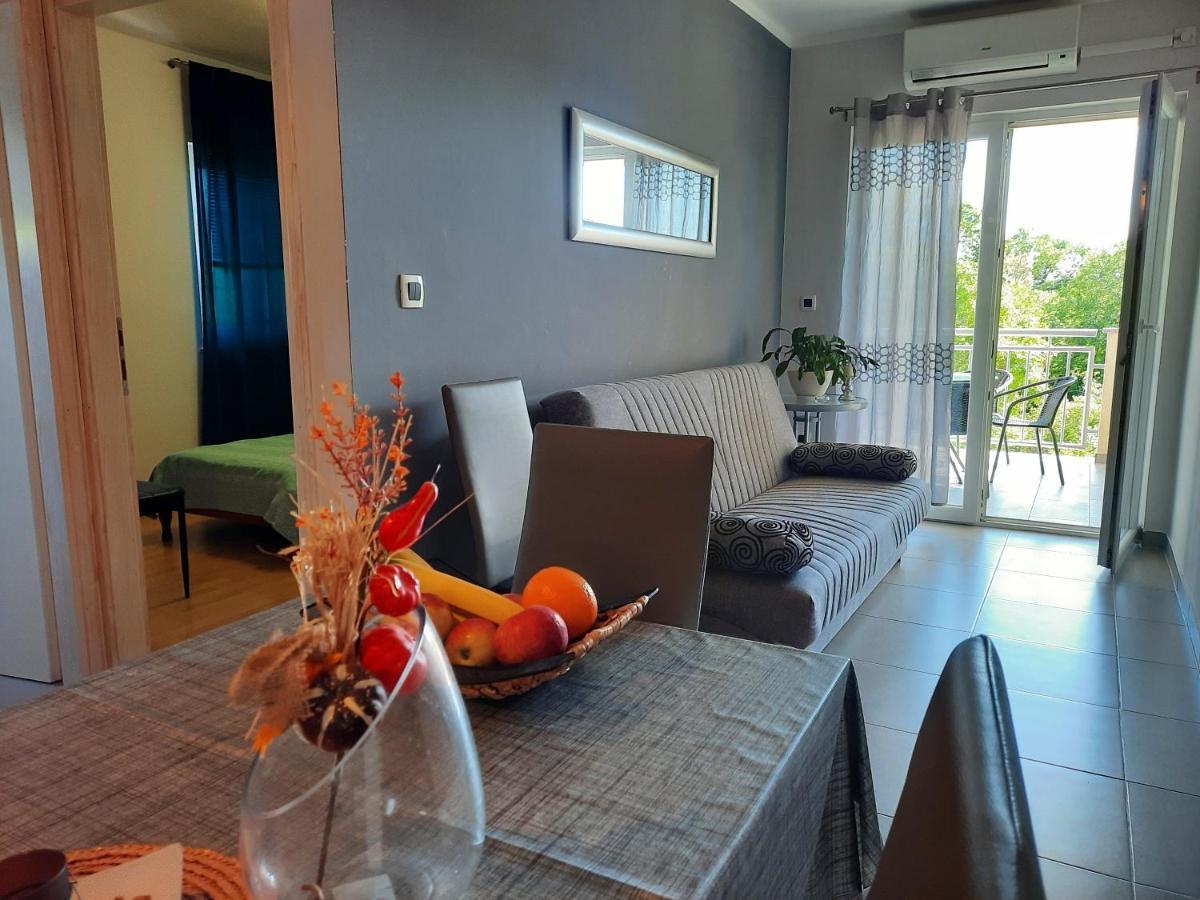 Apartmani Ivica クルク エクステリア 写真