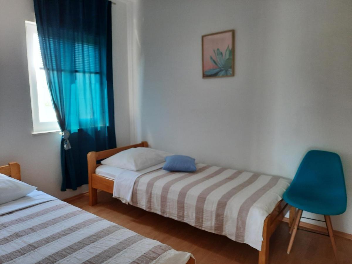 Apartmani Ivica クルク エクステリア 写真