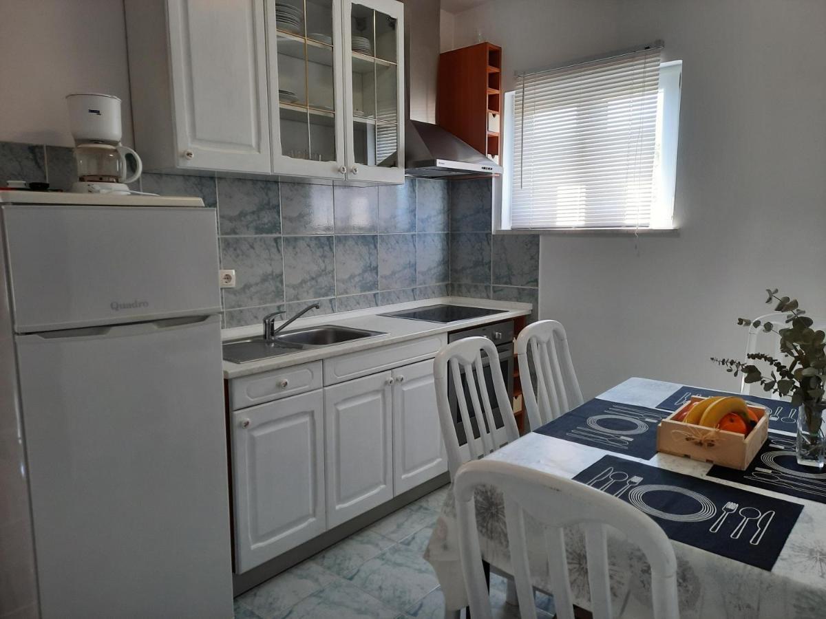 Apartmani Ivica クルク エクステリア 写真