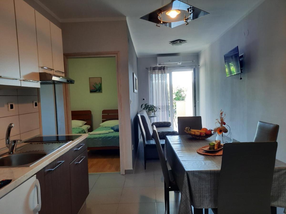 Apartmani Ivica クルク エクステリア 写真